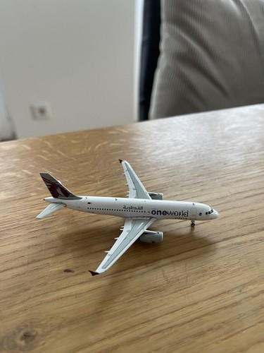 Qatar airways airbus a320 200 - qatar, a320-200